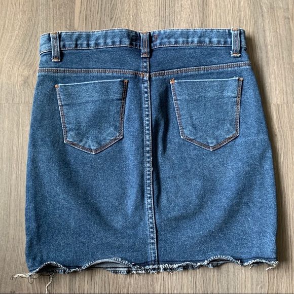 Denim skirt - Picture 3 of 3
